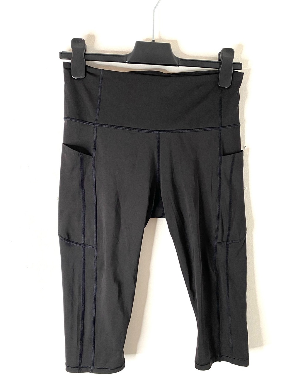 Athleta Ultimate Stash Crop High Rise Pocket Leggings Black
